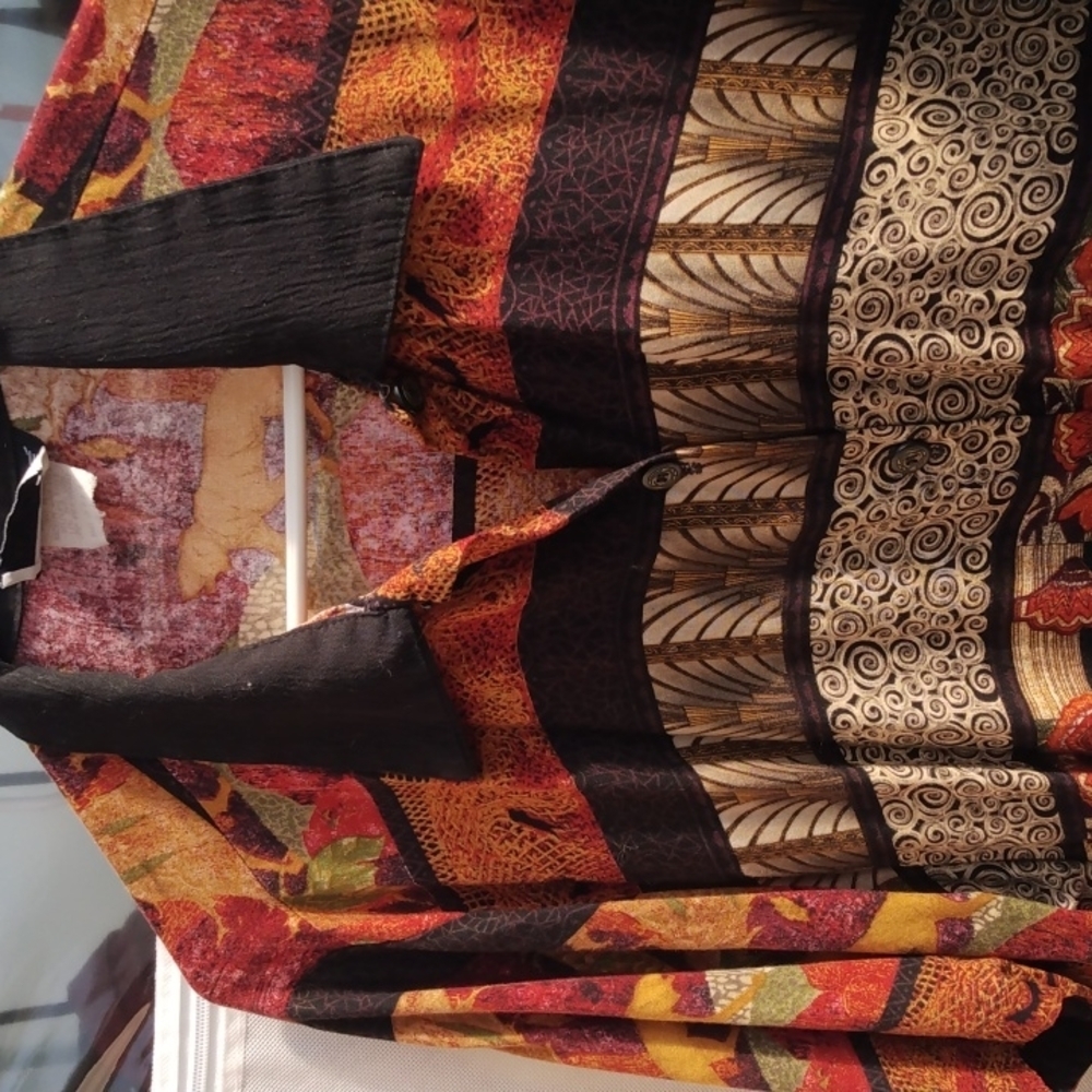 Caliche Collection Plus Size Button Up. 1x - image 2